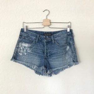 Abercrombie & Fitch Boyfriend Shorts Destroyed 28